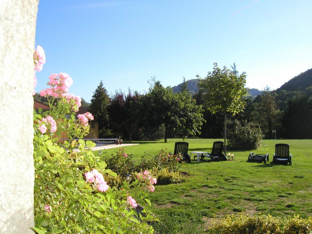 Gites De La Croisee Des Chemins - Piscine Chauffee - Spa, Hammam Et Sauna Izeaux Buitenkant foto